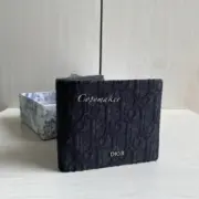 【預售】D1OR 經典款 老花 頭層牛皮 八卡皮夾錢包短夾 二色：圖片 14