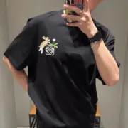 【現貨】【全套包裝】LOWE x Suna Fujita 25SS 聯名 兔子月兔刺繡logo 短袖T恤 黑色：圖片 4