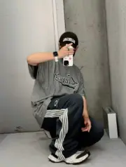 【預售】巴黎 BLC 25FW 單還圓環刺繡字母logo 五條槓織帶 長褲休閒褲棉褲衛褲 海軍藍：圖片 6