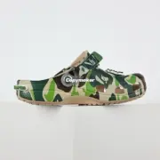 【預售】A Bathing Ape BAPE x Crocs Classic Clog 猿人聯名迷彩 洞洞鞋休閒鞋涼鞋拖鞋：圖片 17