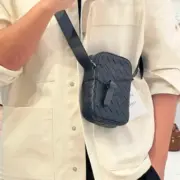 【預售】【原廠】BV家 Intrecciato編織 NAPPA 頭層牛皮 手機包單肩包側背包小包 黑色：圖片 3