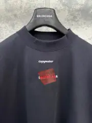 【預售】巴黎 BLC 25SS 秀款 膠帶 繃帶logo 水洗做舊 短袖T恤 黑色/藍色：圖片 11