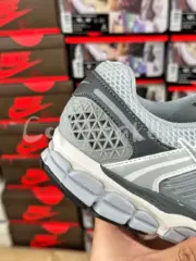 【預售】NK Zoom Vomero 5 灰白 米灰 休閒鞋 運動鞋 FD9919-001：圖片 15