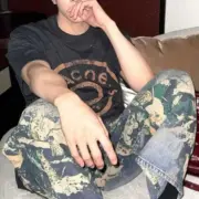 【現貨】Acne Studios 24FW 水洗做舊破壞 大logo 純棉短袖T恤 黑灰色：圖片 3