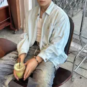 【預售】【雙11福利】M1U M1U 25FW 繆繆 Automne系列 字母貼布刺繡 拉鍊夾克牛仔外套：圖片 3