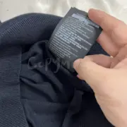 【現貨】【福利回饋】23SS 針織提花 字母logo 羊絨短袖T恤 深藍黑：圖片 8