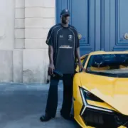 【現貨】巴黎 BLC 25SS x Lamborghini 聯名 車標刺繡logo 短袖T恤足球衣 黑色：圖片 8