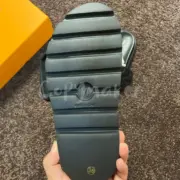 【預售】1V Pool Pillow Comfort 魔鬼氈 魔術貼 拖鞋 涼鞋 休閒鞋 黑色：圖片 9