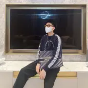 D1OR 21FW 側邊經典老花織帶拼接 圓領毛衣衛衣大學T長袖 針織：圖片 7