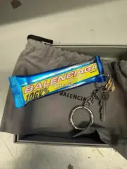 【現貨】巴黎 BLC 25SS 秀款 能量棒餅乾鑰匙圈吊飾鑰匙扣掛墜：圖片 3