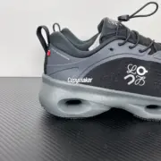 【預售】LOWE x On昂跑 Cloudsolo 聯名 慢跑鞋休閒鞋運動鞋 原廠底 黑色：圖片 6