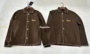 【預售】【過驗】1V x Tyler 24FW 聯名 字母刺繡 科技棉牛角扣十字繡夾克外套開衫 巧克力色：圖片 10