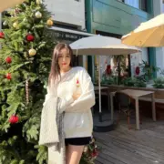 D1OR 滿印logo 雙面字母 經典款 純羊絨 圍巾 披肩 藍色/灰色：圖片 5