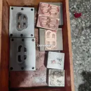 【現貨】【過驗】巴黎 BLC 24SS 經典鎖扣雙B字母logo 頭層牛皮 作舊 皮帶腰帶 115cm：圖片 5