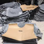 【預售】巴黎 BLC 23SS 胸口刺繡 背後大logo 重工破壞潑墨水洗 短袖T恤 水洗灰：圖片 10