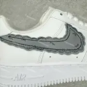 【預售】KAWS x NK Cloud Force 1 聯名  AF1 空軍 板鞋休閒鞋運動鞋：圖片 17