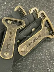 【現貨】【過驗】巴黎 BLC 25SS 秀款 黃銅做舊開瓶器開罐器頭層牛皮 皮帶腰帶 140cm：圖片 8