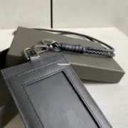 【預售】【雙11新品】BV家 Intrecciato編織 經典款 頭層牛皮 頸掛式證件套 卡片夾 卡套 黑色：圖片 11