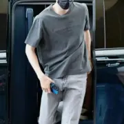 【預售】Alexander Wang 25SS 壓紋字母logo 水洗做舊短袖T恤 黑灰色：圖片 2