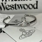 【現貨】Viv1enne Westwood 西太后土星 滿鑽浮雕星球 手鐲手環手飾 黃銅 鋯石鑽：圖片 5