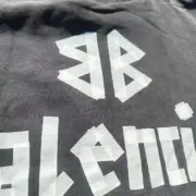 【預售】【雙11福利】巴黎 BLC 25SS 秀款 膠帶 繃帶logo 水洗做舊 帽T連帽衛衣帽衫 水洗黑色：圖片 9