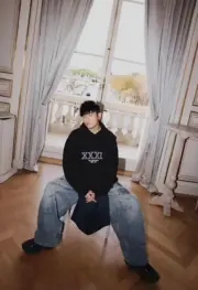 巴黎 BLC 22FW 秀款 XXXL 水洗褪色 下擺內搭 刺繡帽T連帽衛衣 3XL 杰倫同款：圖片 7