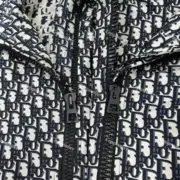 【現貨】【福利回饋】D1OR 滿版logo 滿印 連帽衝鋒衣風衣外套夾克：圖片 7