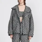 【現貨】【福利回饋】D1OR 滿版logo 滿印 連帽衝鋒衣風衣外套夾克：圖片 4