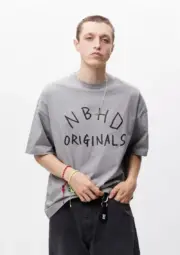 【預售】NEIGHBORHOOD 24SS SHELTECH 草寫字母印花 短袖T恤 NBHD：圖片 4