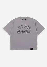 【預售】NEIGHBORHOOD 24SS SHELTECH 草寫字母印花 短袖T恤 NBHD：圖片 6