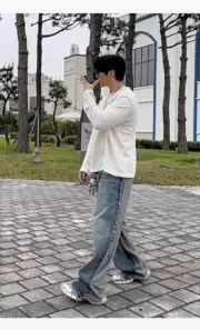 巴黎 BLC 23SS 復古拼接面料 丹寧牛仔褲 直筒褲 長褲：圖片 9