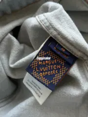 【預售】【2026新年福利】1V SS25 棋盤格經典logo刺繡 珍珠扣 重磅牛仔外套夾克工裝：圖片 5