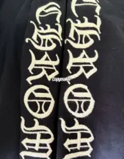【現貨】Chrome Hearts 25SS 刺繡梵文字母 鍍銀寶劍匕首半拉鏈衛衣大學T CH 克羅心：圖片 8