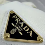 【現貨】【全套包裝】PRA 24FW 素色簡約 三角標小logo 鐵牌 帽T連帽衛衣長袖 米色：圖片 9
