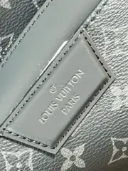 【預售】1V Discovery PM 經典老花 帆布拼接牛皮 後背包雙肩包 黑色：圖片 8