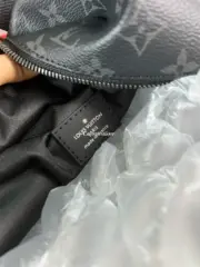 【預售】1V Discovery PM 經典老花 帆布拼接牛皮 後背包雙肩包 黑色：圖片 13