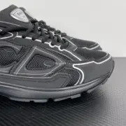 【預售】D1OR B30 CD 經典logo 簡約素色 休閒鞋板鞋運動鞋 全黑：圖片 4