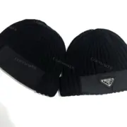 PRA 20FW 尼龍拼接 經典三角標 羊毛混紡 毛帽冷帽毛線帽帽子：圖片 5