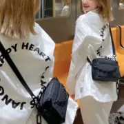 【現貨】1V 20SS SOFT TRUNK 老花壓紋 頭層牛皮 黑盒子方盒子包單肩包側背包小包 M55702：圖片 4