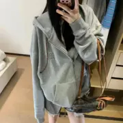 夾克M1U M1U 24FW 繆繆 字母Logo貼布刺繡抽繩 連帽外套 灰色：圖片 6