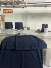 【現貨】1V 25SS 袖子提花壓紋 經典字母logo 簡約素色 短袖 T恤 深藍/白色：圖片 8