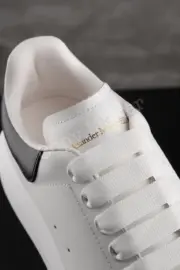 【預售】Alexander McQueen 亞歷山大 麥昆 經典 黑白皮尾 絨尾 小白鞋 板鞋：圖片 27