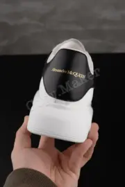 【預售】Alexander McQueen 亞歷山大 麥昆 經典 黑白皮尾 絨尾 小白鞋 板鞋：圖片 30