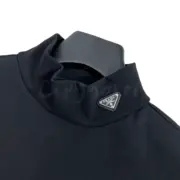 PRA 23FW 素色簡約 三角標小logo 鐵牌 高領長袖T恤 打底衫 內搭：圖片 7