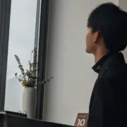 PRA 23FW 素色簡約 三角標小logo 鐵牌 高領長袖T恤 打底衫 內搭