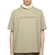 【現貨】Acne Studios 25SS 原廠鉚釘logo字母 圓領純棉短袖T恤 卡其色：圖片 3
