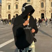 【現貨】巴黎 BLC 22FW 暴雪秀款 Be different. 蘋果刺繡 帽T 連帽衛衣 重磅：圖片 9