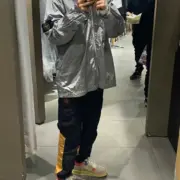 STONE ISLAND 22SS 石頭島 純色 金屬尼龍 拉鍊夾克 外套：圖片 10