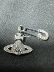 【現貨】【過驗】Viv1enne Westwood 別針滿鑽星球浮雕 施華洛世奇 項鍊吊墜：圖片 6