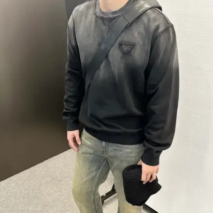 PRA 23FW Ripped-Triangle 三角標 漸變漸層褪色 水洗煙燻 衛衣大學T長袖